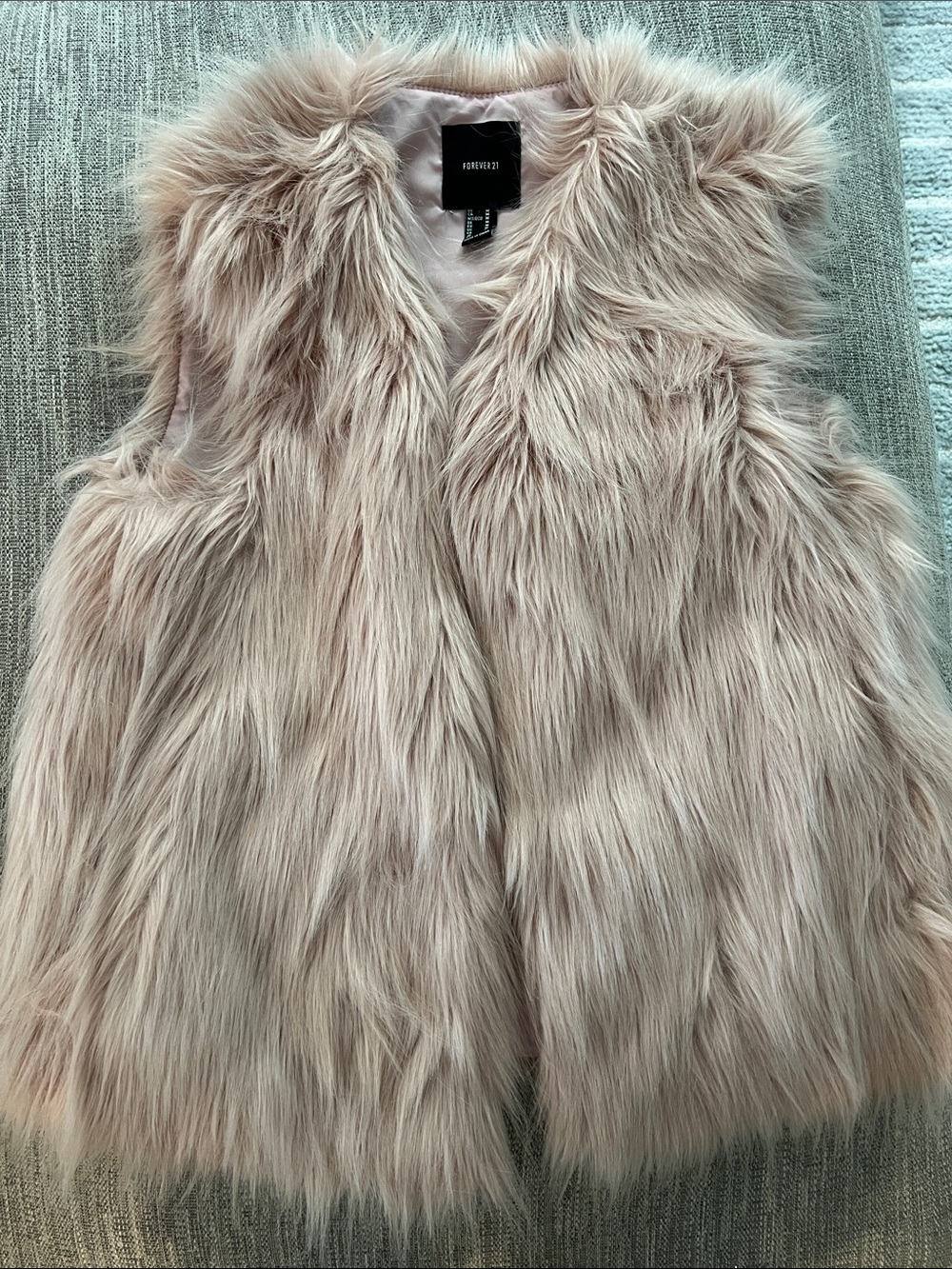 Forever 21 Blush Faux Fur Vest
